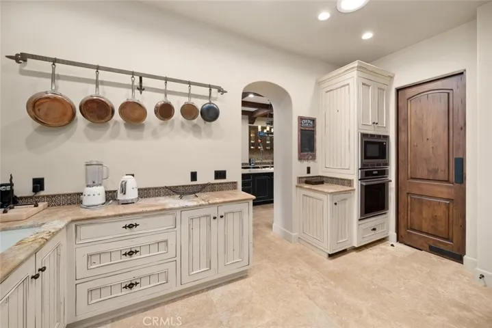 6520 Mira Cielo, San Luis Obispo, California 93401
