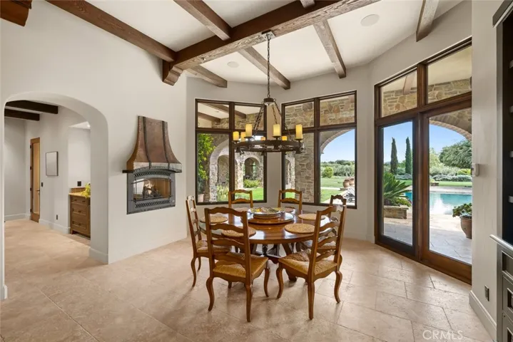 6520 Mira Cielo, San Luis Obispo, California 93401