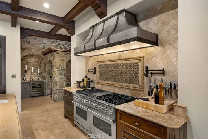 6520 Mira Cielo, San Luis Obispo, California 93401