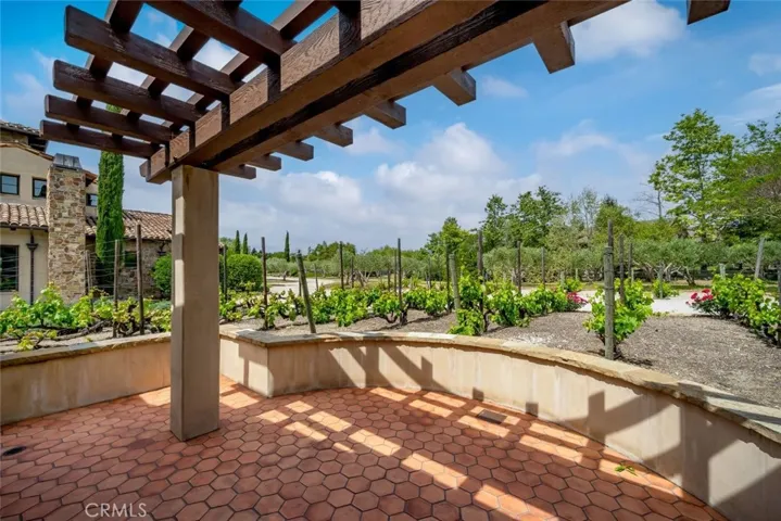 6520 Mira Cielo, San Luis Obispo, California 93401