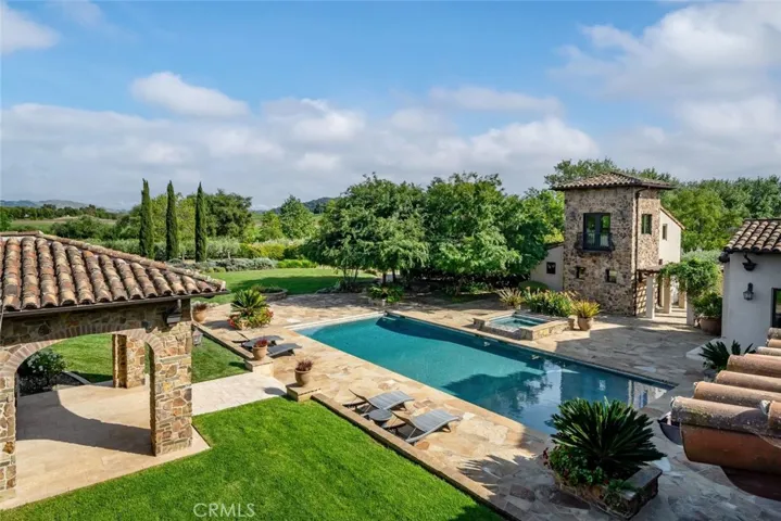 6520 Mira Cielo, San Luis Obispo, California 93401