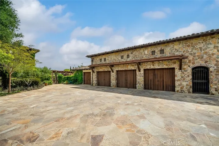 6520 Mira Cielo, San Luis Obispo, California 93401