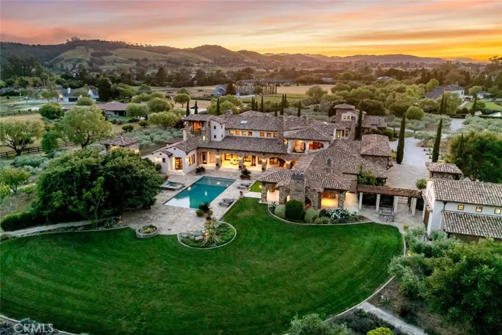 6520 Mira Cielo, San Luis Obispo, California 93401