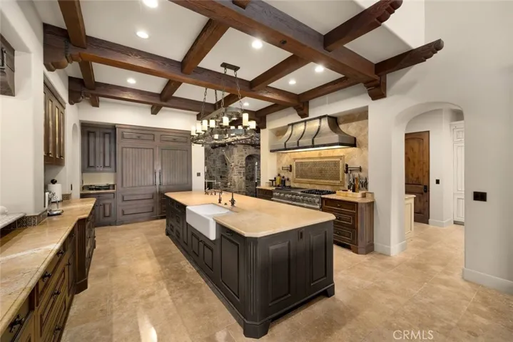 6520 Mira Cielo, San Luis Obispo, California 93401