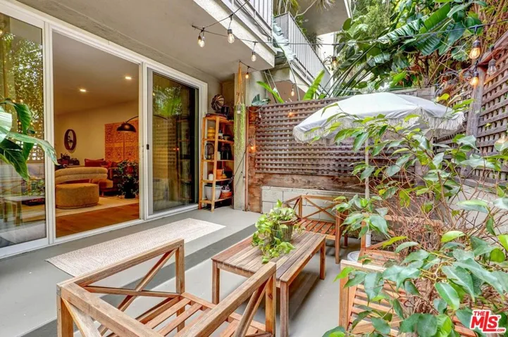 874 Hammond Street 1, West Hollywood, California 90069