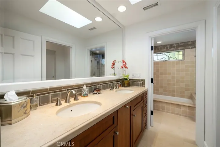 1849 Seadrift, Corona Del Mar, California 92625