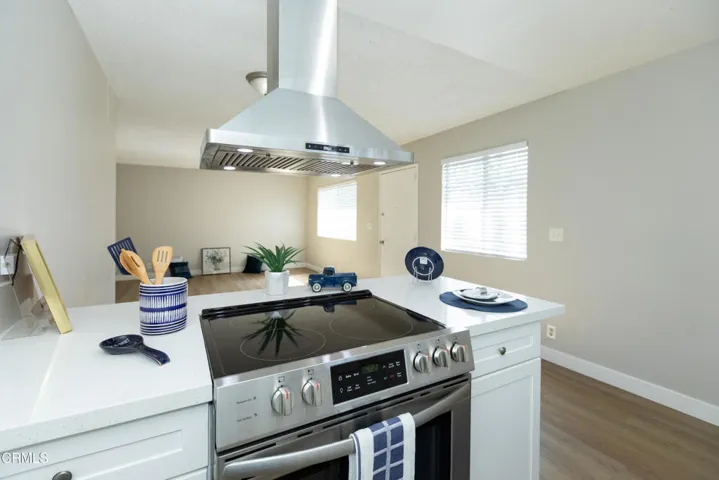 9 1224 Portola Road (Ventura CA)