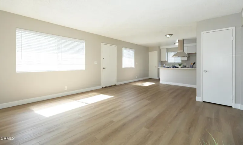 8 1224 Portola Road (Ventura CA)