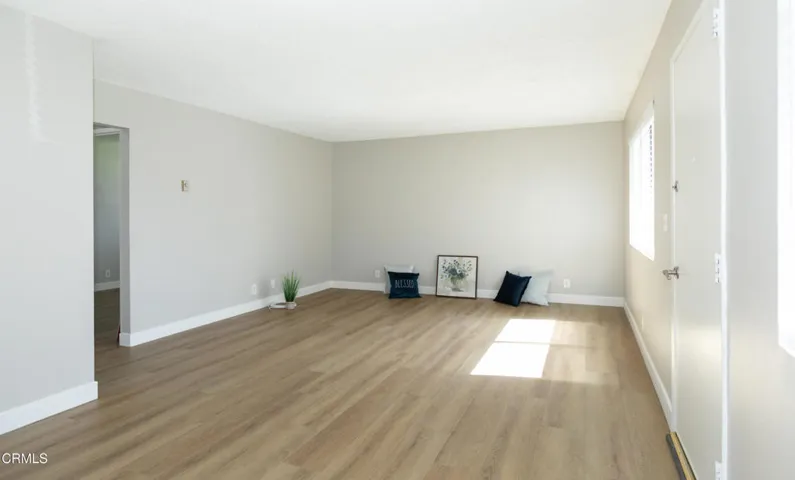 6 1224 Portola Road (Ventura CA)