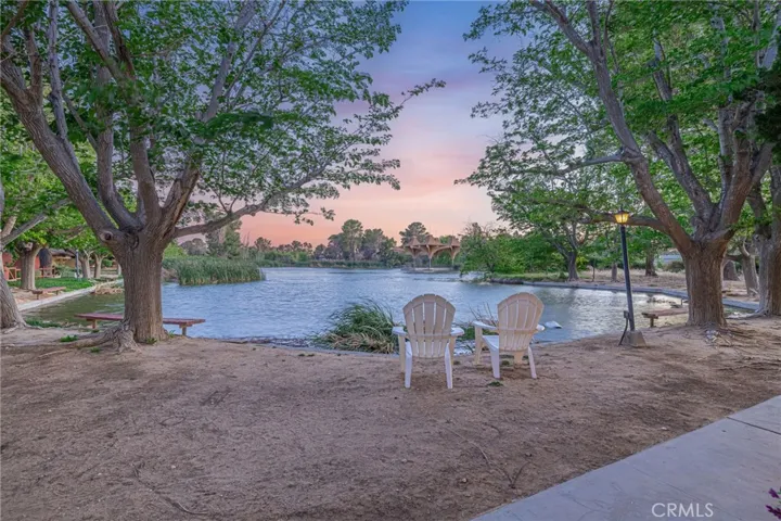 21329 Lake Shore Drive 35, California City, California 93505