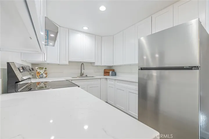 21329 Lake Shore Drive 35, California City, California 93505