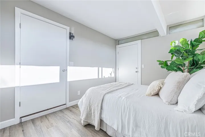 21329 Lake Shore Drive 35, California City, California 93505