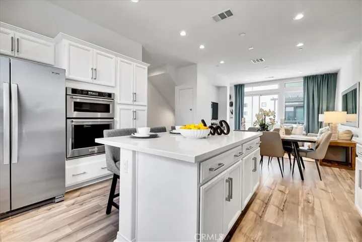 168 Sawbuck, Irvine, California 92618