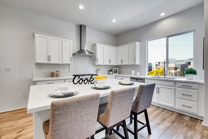 168 Sawbuck, Irvine, California 92618