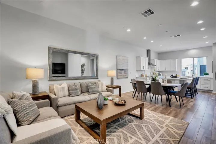 168 Sawbuck, Irvine, California 92618