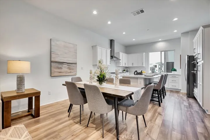 168 Sawbuck, Irvine, California 92618