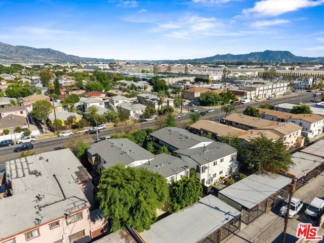 7253 Vineland Avenue, Sun Valley, California 91352