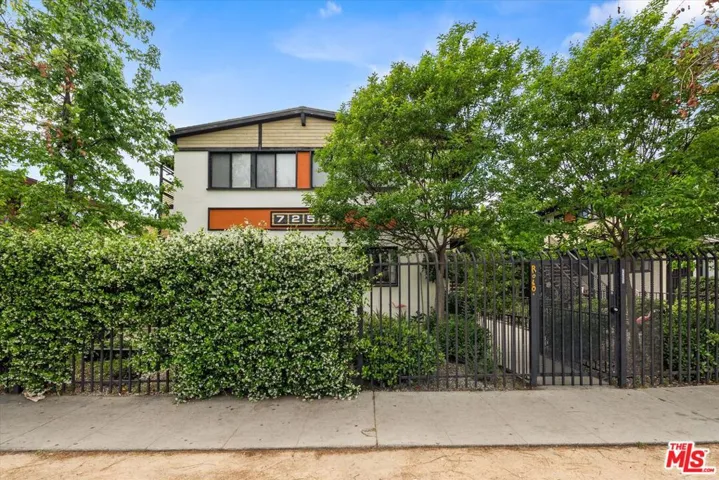 7253 Vineland Avenue, Sun Valley, California 91352