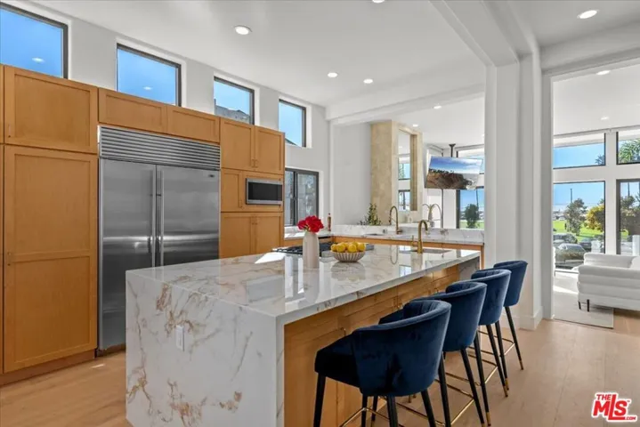 6730 Esplanade Street, Playa Del Rey, California 90293