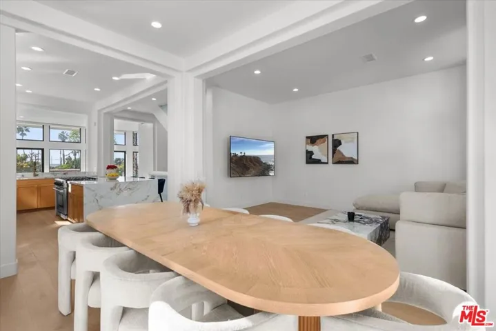 6730 Esplanade Street, Playa Del Rey, California 90293