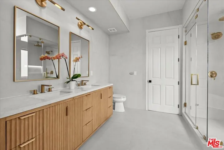 6730 Esplanade Street, Playa Del Rey, California 90293