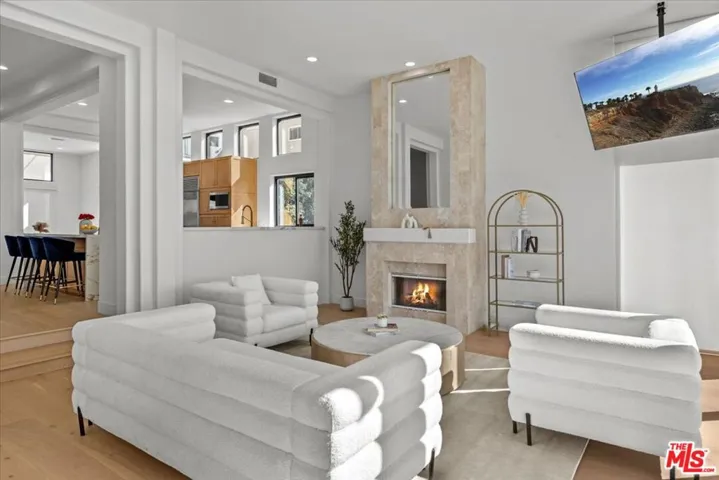 6730 Esplanade Street, Playa Del Rey, California 90293