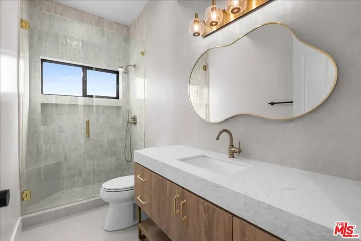 6730 Esplanade Street, Playa Del Rey, California 90293