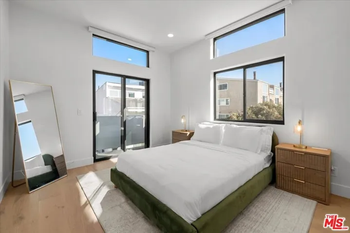 6730 Esplanade Street, Playa Del Rey, California 90293