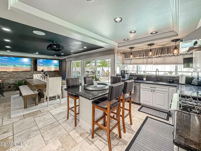 cFamily and Kitchen9