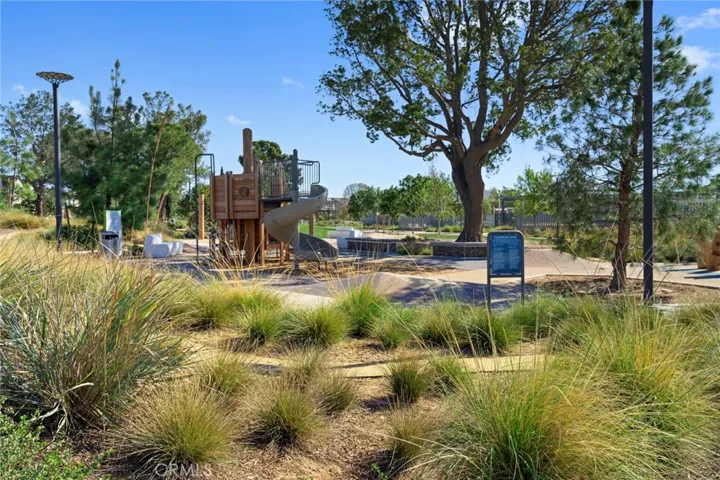 120 Frame, Irvine, California 92618
