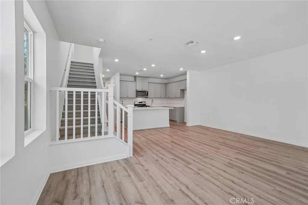 4279 S Hermosa Paseo, Ontario, California 91761 — photo 5