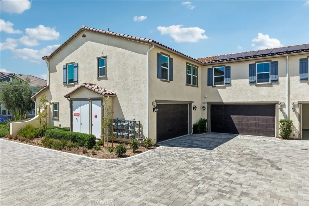 4279 S Hermosa Paseo, Ontario, California 91761 — photo 4