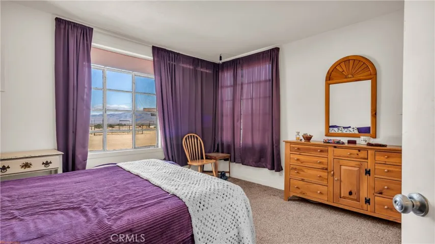 Main House primary bedroom