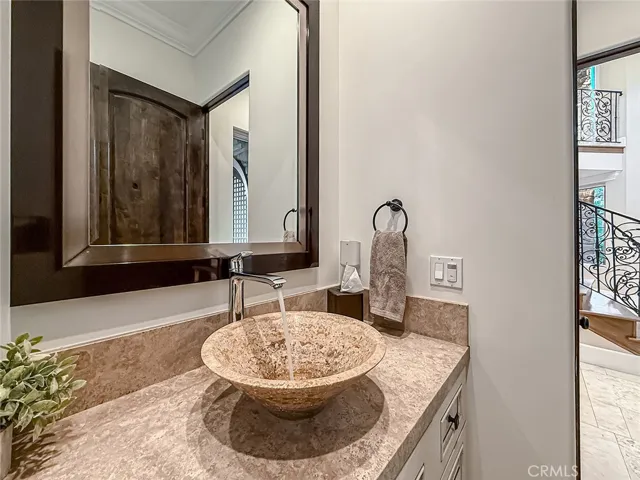 28080 Balkins, Agoura Hills, California 91301