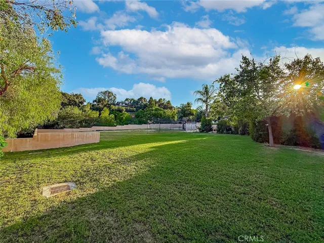 28080 Balkins, Agoura Hills, California 91301
