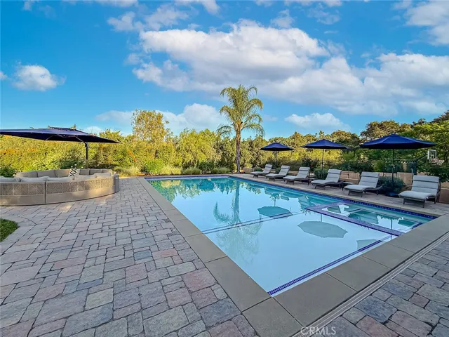 28080 Balkins, Agoura Hills, California 91301