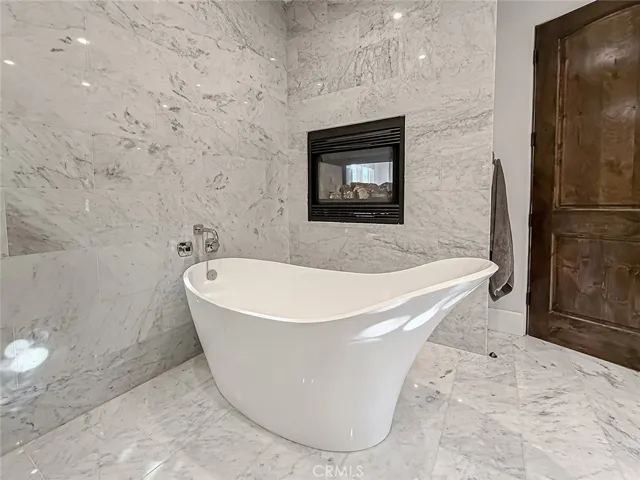 28080 Balkins, Agoura Hills, California 91301
