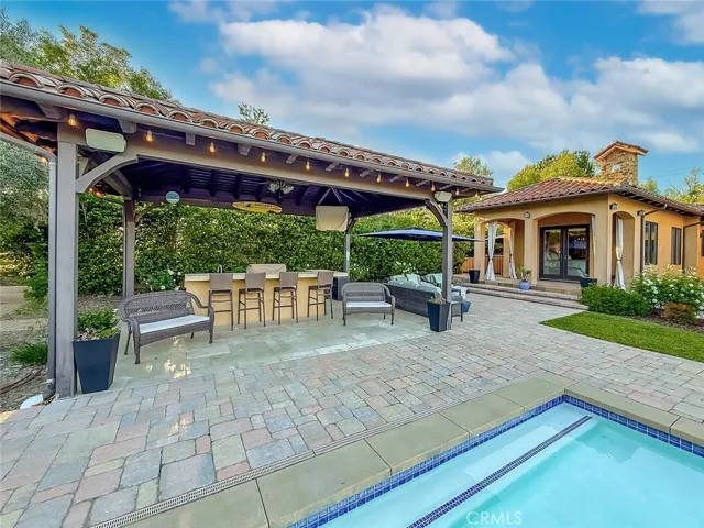 28080 Balkins, Agoura Hills, California 91301