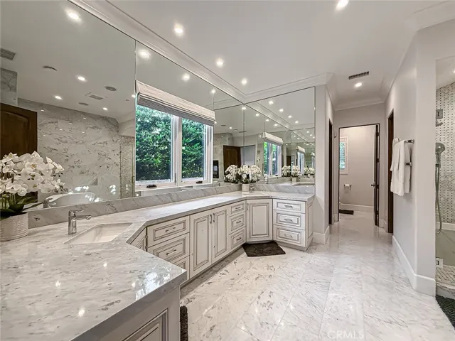 28080 Balkins, Agoura Hills, California 91301