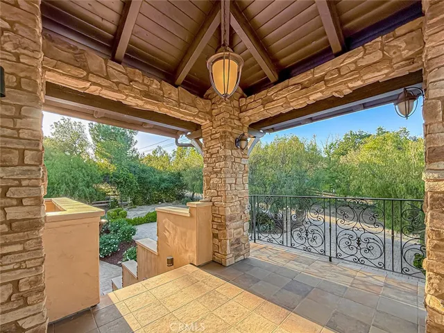 28080 Balkins, Agoura Hills, California 91301