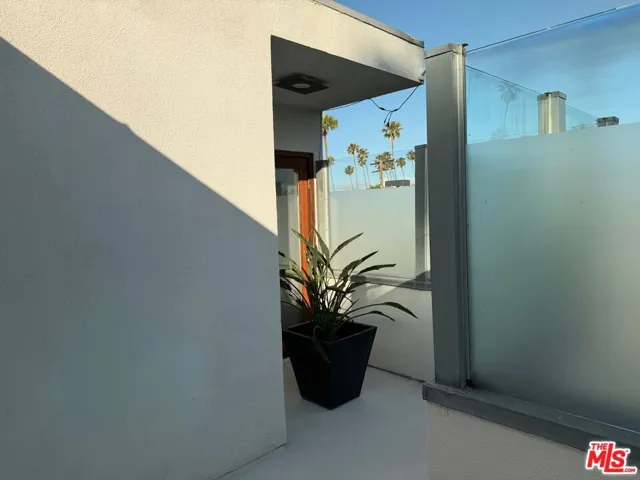 Additional Sundeck Area