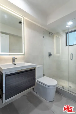 2nd Bedroom Bathroom