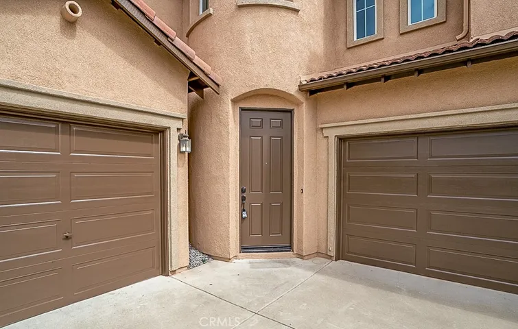 3 Car Garage