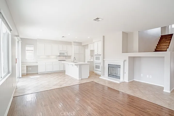 Family Room & Kitchen - 2