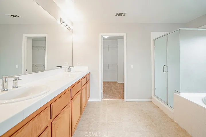 2nd Level Master Bathroom - 1