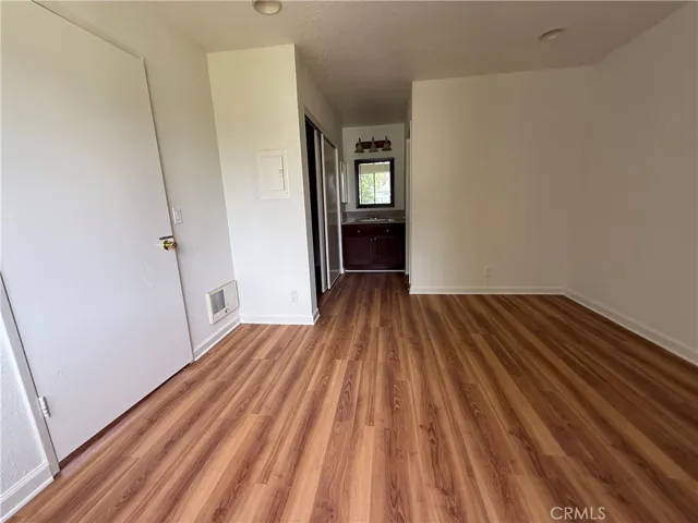 619 N Bristol 23, Santa Ana, California 92703