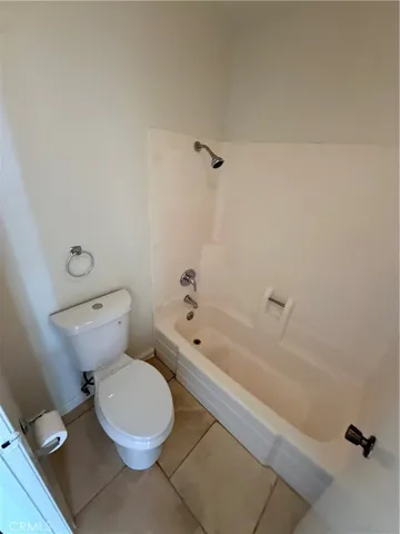 619 N Bristol 23, Santa Ana, California 92703