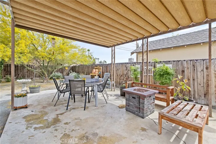 124 W Florinda, Hanford, California 93230