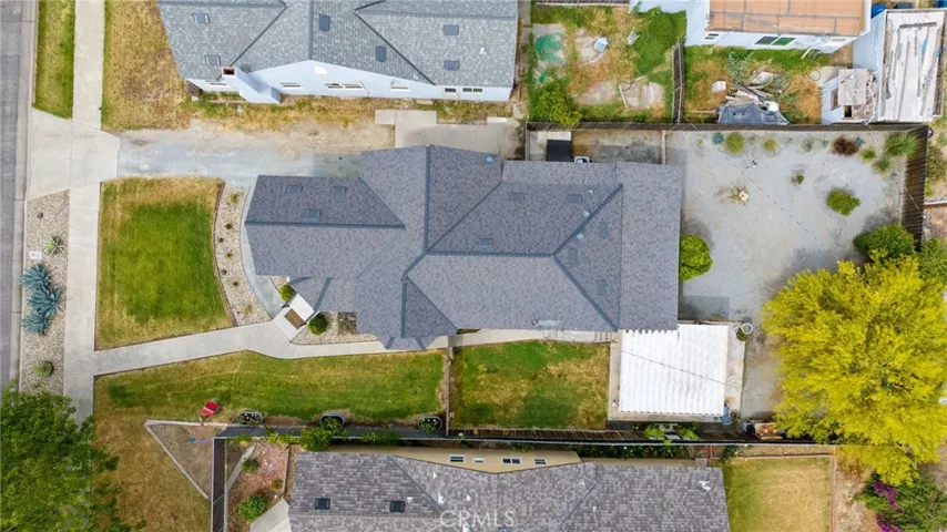 124 W Florinda, Hanford, California 93230