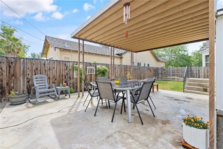 124 W Florinda, Hanford, California 93230